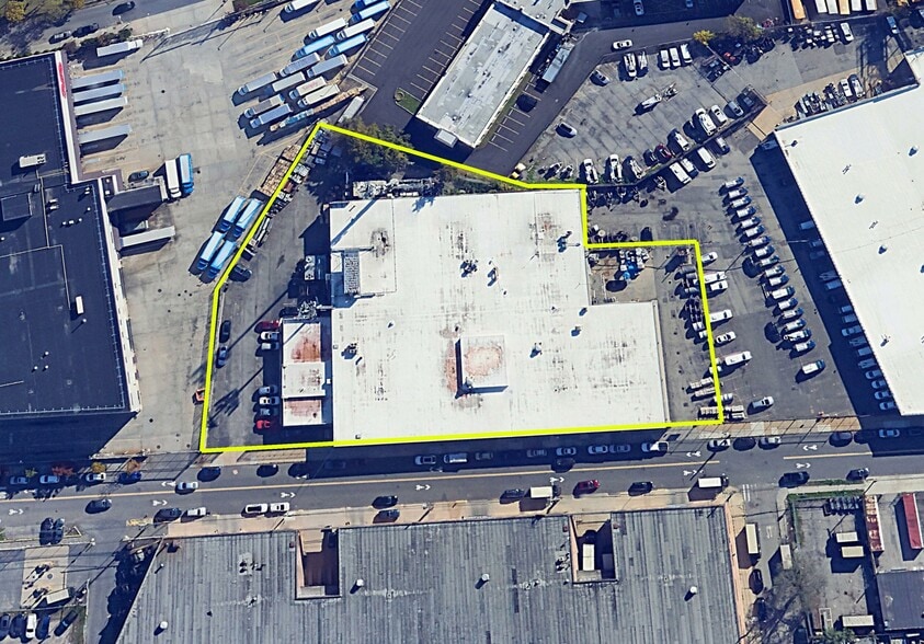 550 Brush Ave NW, Bronx, NY for lease - Building Photo - Image 2 of 26