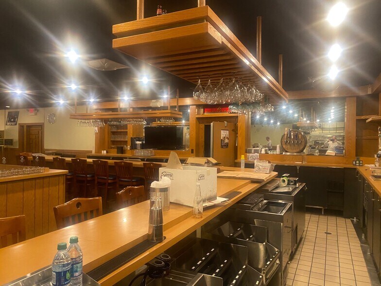 6951 Lansing Rd, Dimondale, MI 48821 Retail for Sale