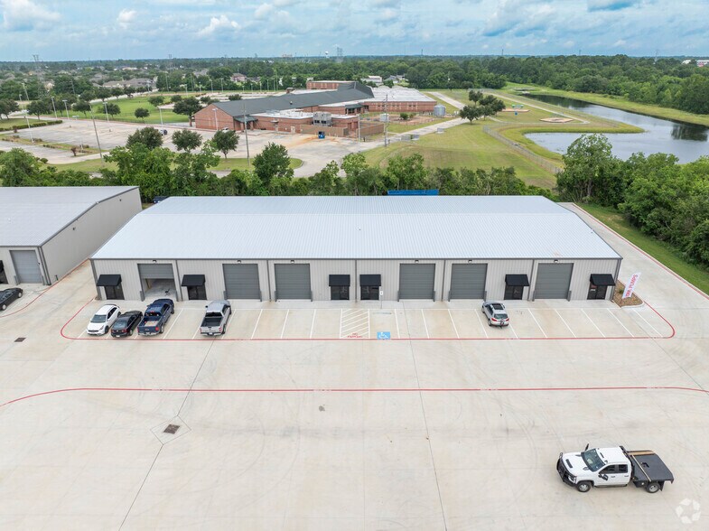 11050 Mahaffey Rd, Tomball, TX for lease - Building Photo - Image 2 of 5
