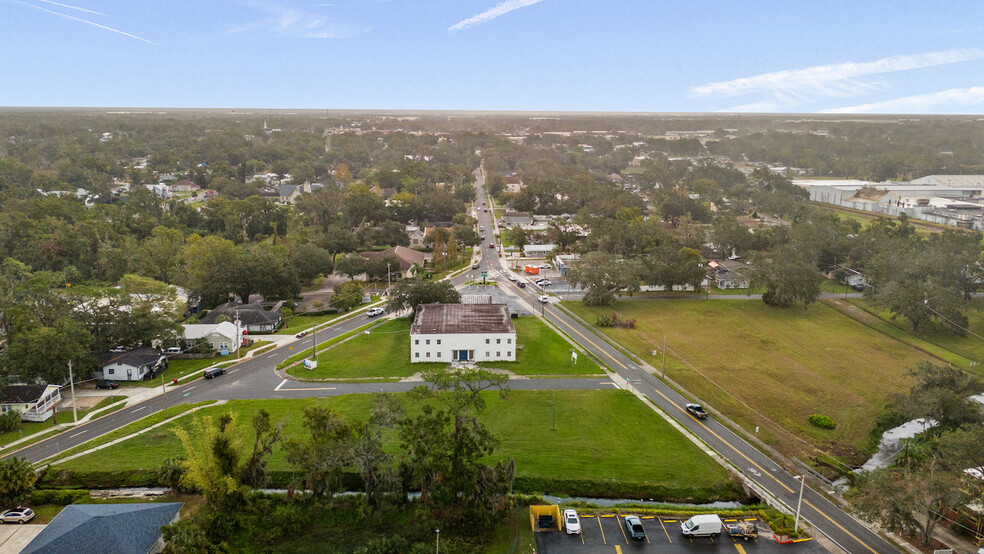 304 Acacia Dr, Plant City, FL for sale - Aerial - Image 3 of 24