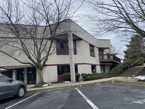 1858 Charter Ln, Lancaster, PA for lease Building Photo- Image 1 of 2