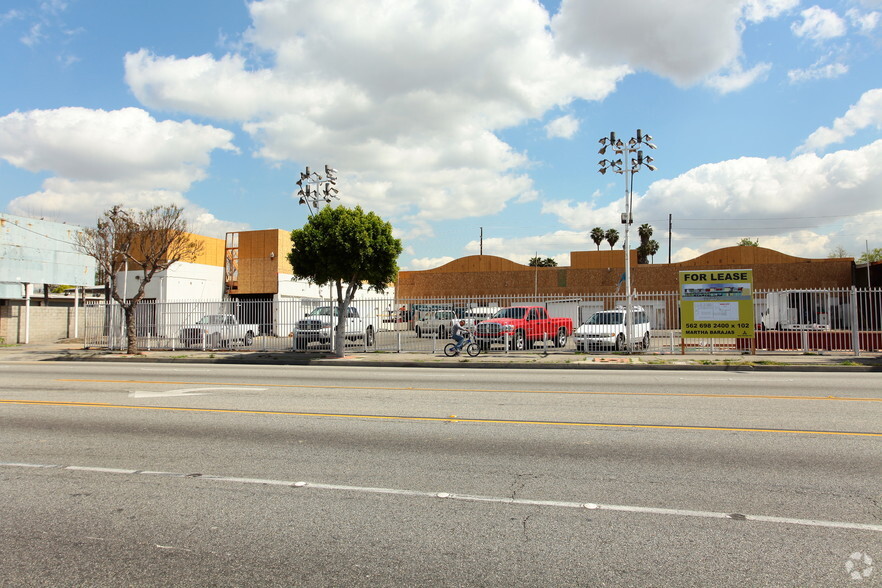 1210 N Long Beach Blvd, Compton, CA for lease - Primary Photo - Image 1 of 12