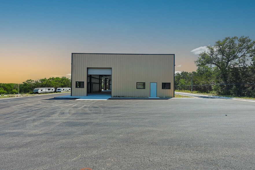 3372 N Bagdad Rd, Leander, TX for sale - Primary Photo - Image 1 of 35