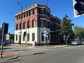 700 Wilmslow Rd, Manchester for lease Building Photo- Image 2 of 15