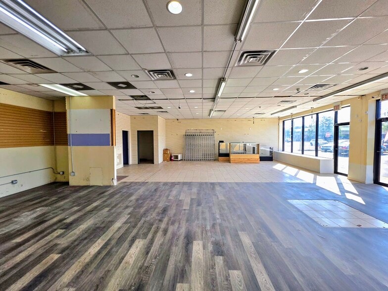 1215-1225 S Ashland Ave, Chicago, IL for lease - Building Photo - Image 3 of 13