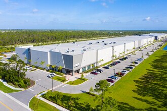 15501 Park of Commerce Blvd, Jupiter, FL for lease Building Photo- Image 2 of 4