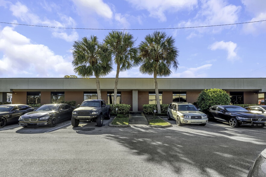 24761 US Hwy 19 N, Clearwater, FL for lease - Building Photo - Image 1 of 67