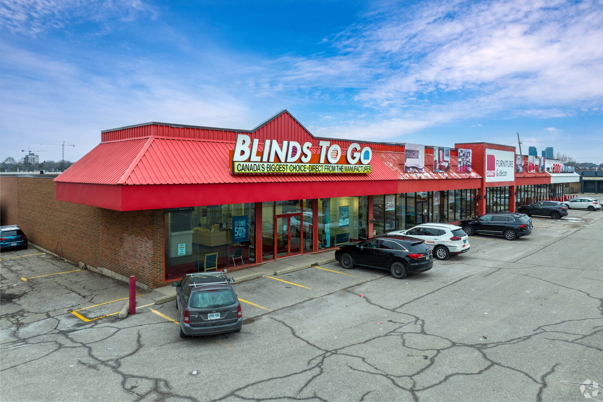 1995 Dundas St E, Mississauga, ON for lease Primary Photo- Image 1 of 2