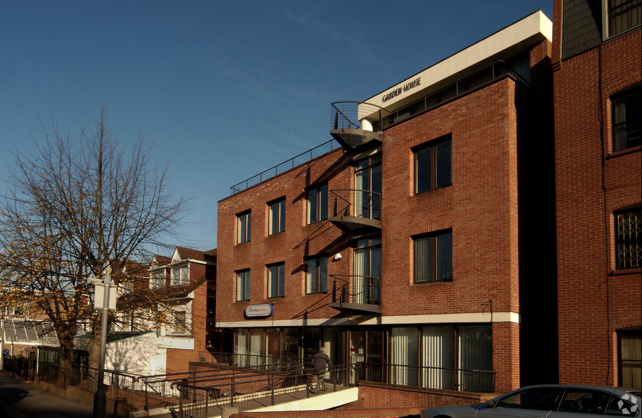 5 St. Johns Rd, Harrow for sale Primary Photo- Image 1 of 1