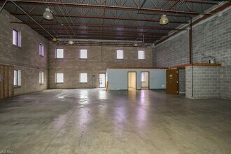 4699 Loomis Pky, Ravenna, OH for lease Interior Photo- Image 2 of 9