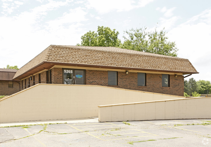 5265 W Pierson Rd, Flushing, MI for lease - Building Photo - Image 1 of 13