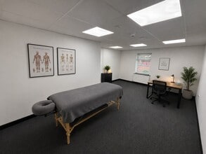 1-11 Liverpool Rd N, Liverpool for lease Interior Photo- Image 2 of 6