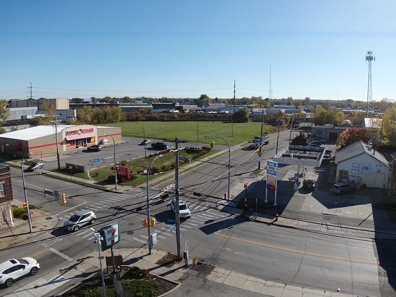 595 Ontario St, Buffalo, NY for sale - Building Photo - Image 3 of 6