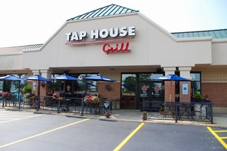 3341 W Main St, St Charles, IL for lease Building Photo- Image 1 of 4