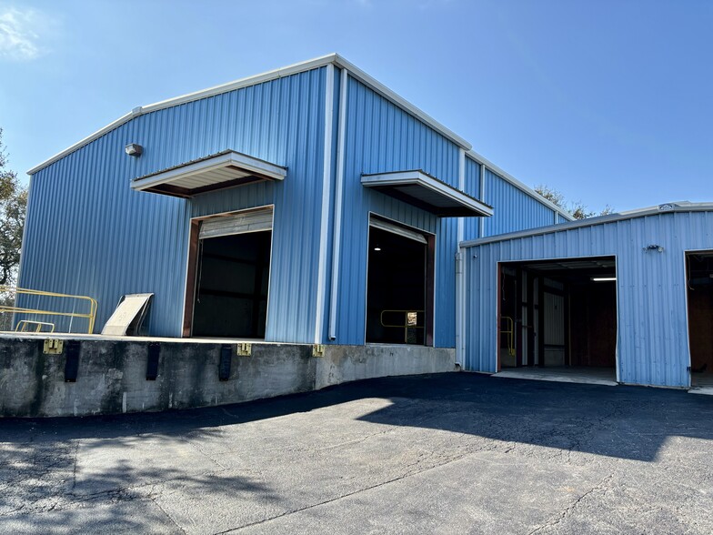 2340 W R Larson Rd, San Antonio, TX for lease - Building Photo - Image 2 of 20