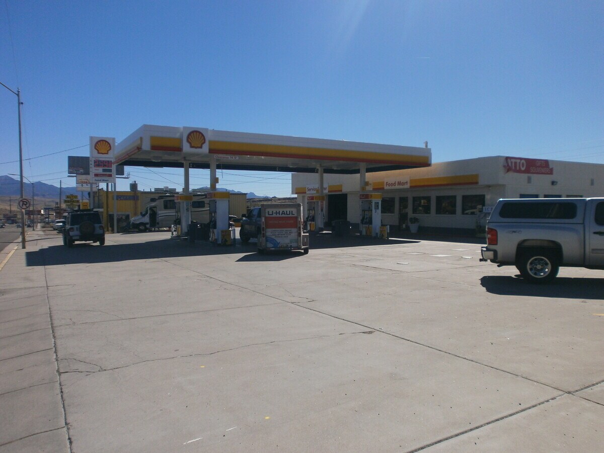 Tires Store & Gas Station Kingman, AZ for Sale