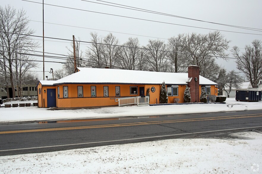 316 Federal Rd, Brookfield, CT for sale - Primary Photo - Image 1 of 1