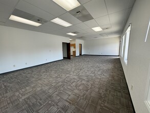 231 E Swanson Ave, Wasilla, AK for lease Interior Photo- Image 1 of 7