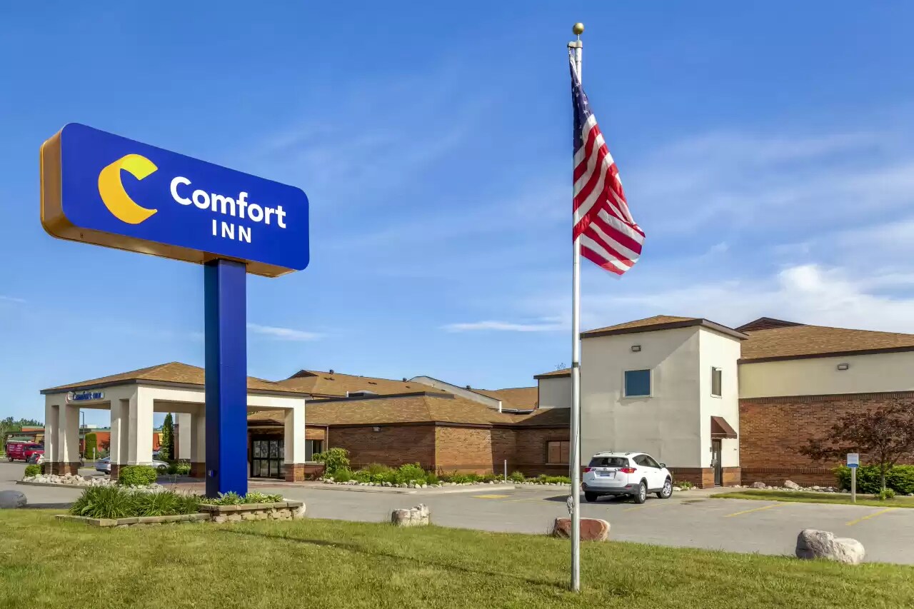 Motel 6 Sault Ste Marie Ontario 4404 I 75 Business Spur, Sault Sainte Marie, MI 49783 | LoopNet