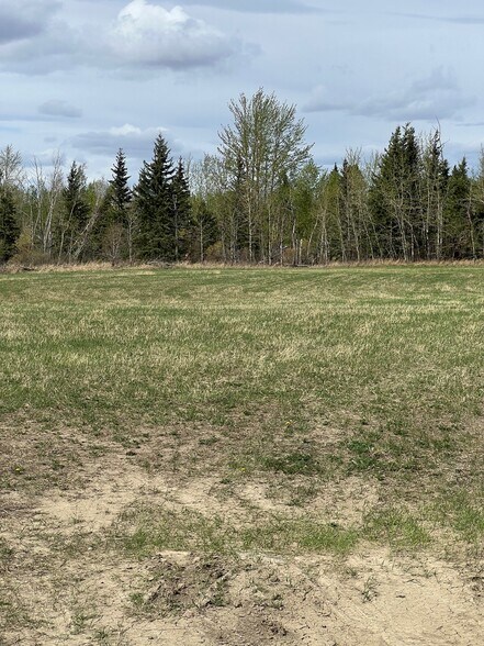 Plan: 9720341 Lot: 3, Grande Prairie, AB for sale - Building Photo - Image 2 of 10