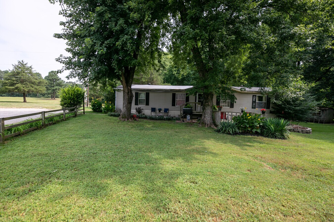 3884 Shelby Dr, Millington, TN 38053