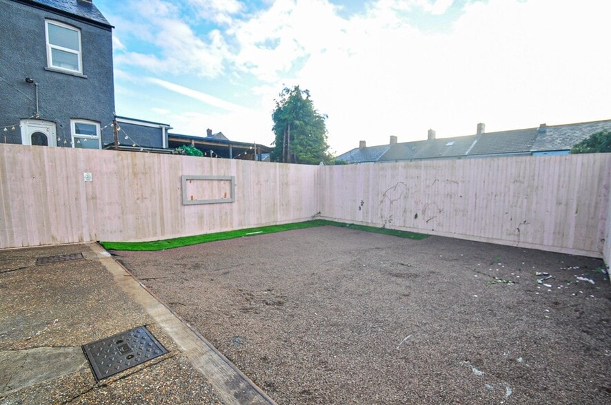 438-438A Chepstow Rd, Newport for lease - Other - Image 2 of 4