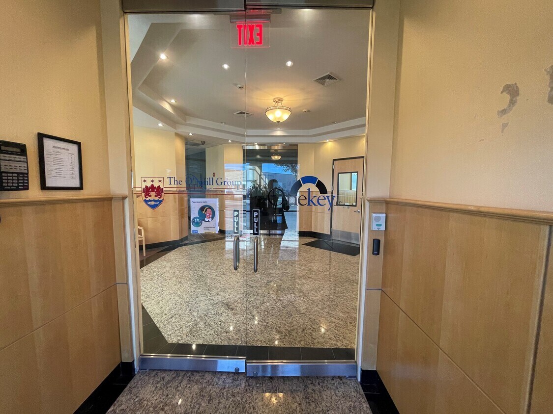241 Hudson St, Hackensack, NJ for sale Lobby- Image 1 of 1