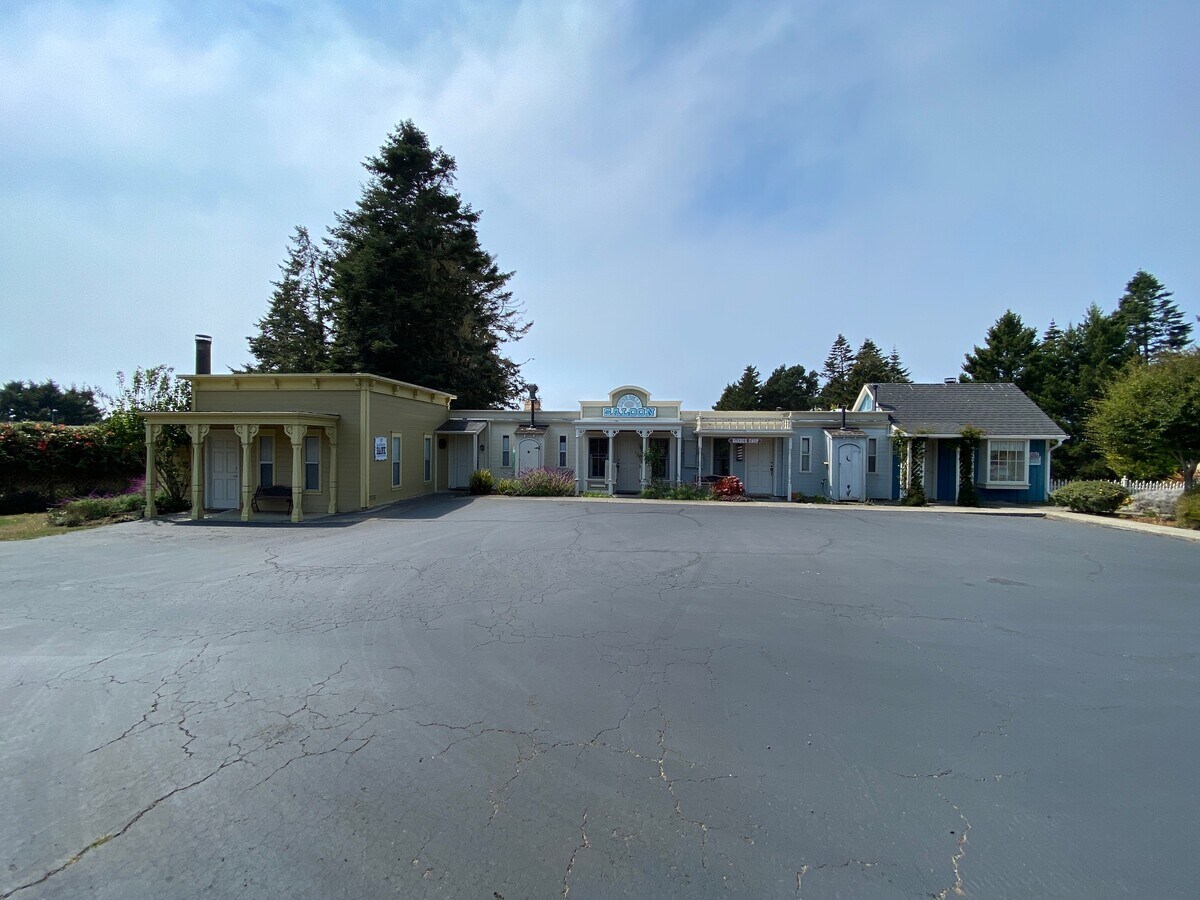 44951 Larkin Rd, Mendocino, CA 95460