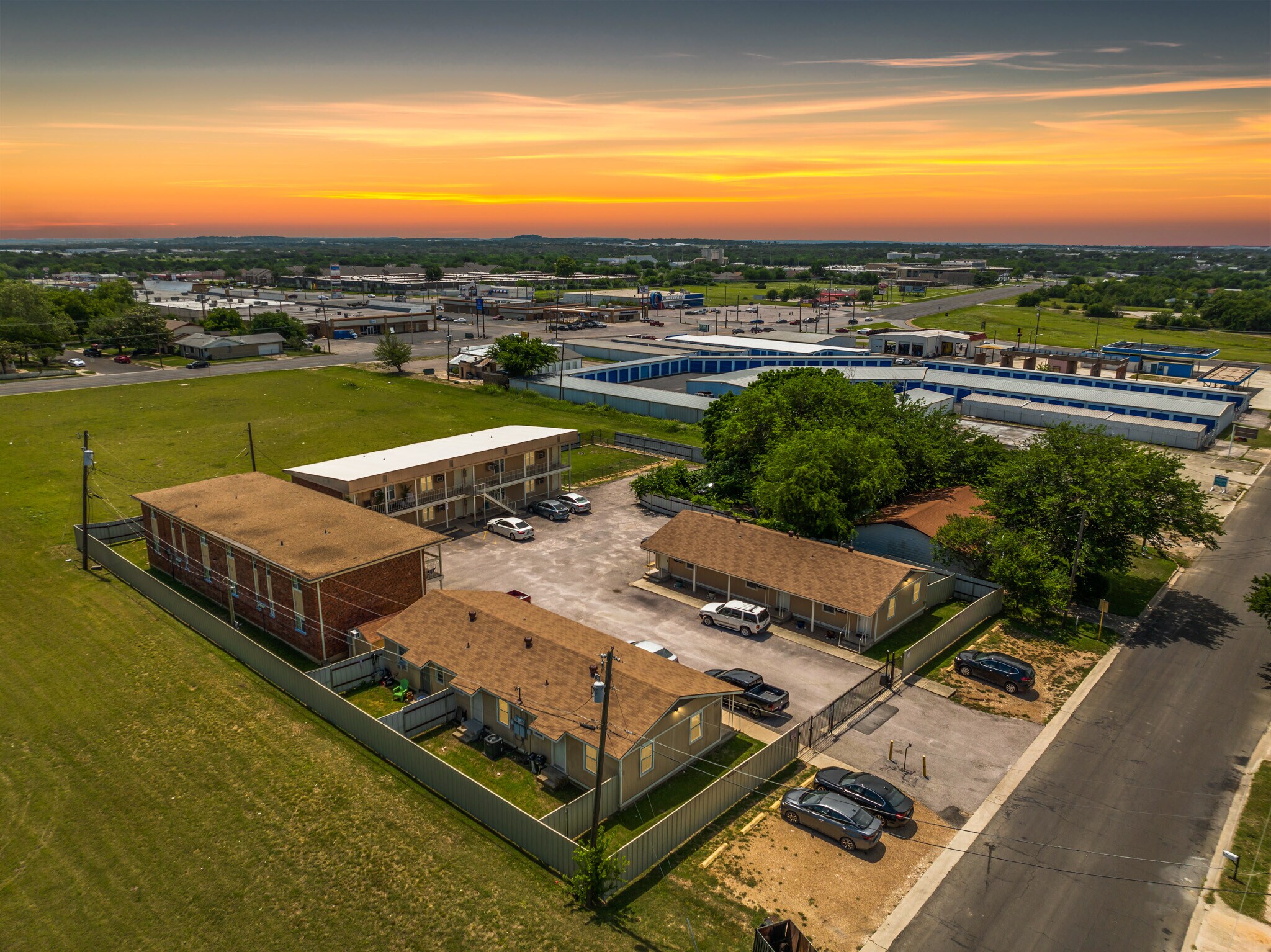 1204-1208 Bundrant Dr, Killeen, TX for sale Building Photo- Image 1 of 1