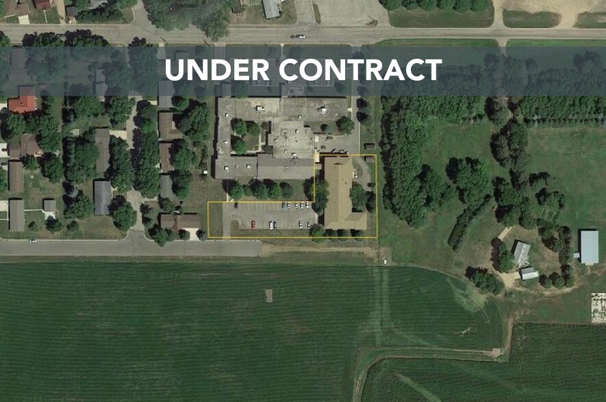 200 10th Ave E, Lamberton, MN 56152