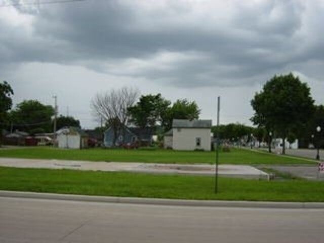 309 W Oak St, Boscobel, WI for sale Building Photo- Image 1 of 1