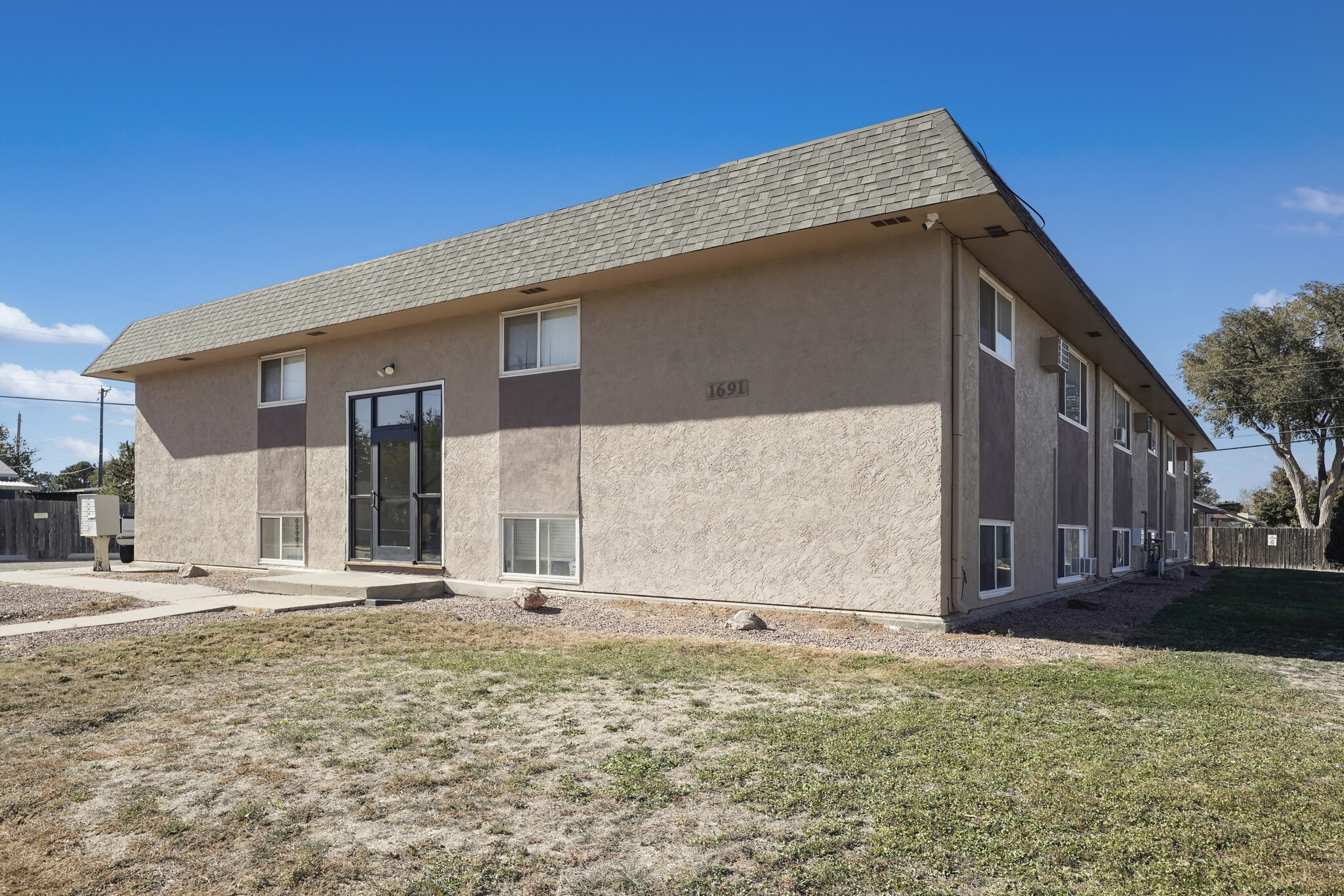 1691 Moore Ave, Pueblo, CO for sale Primary Photo- Image 1 of 6