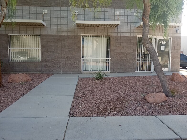 4354 E Alexander Rd, Las Vegas, NV for lease - Building Photo - Image 3 of 3