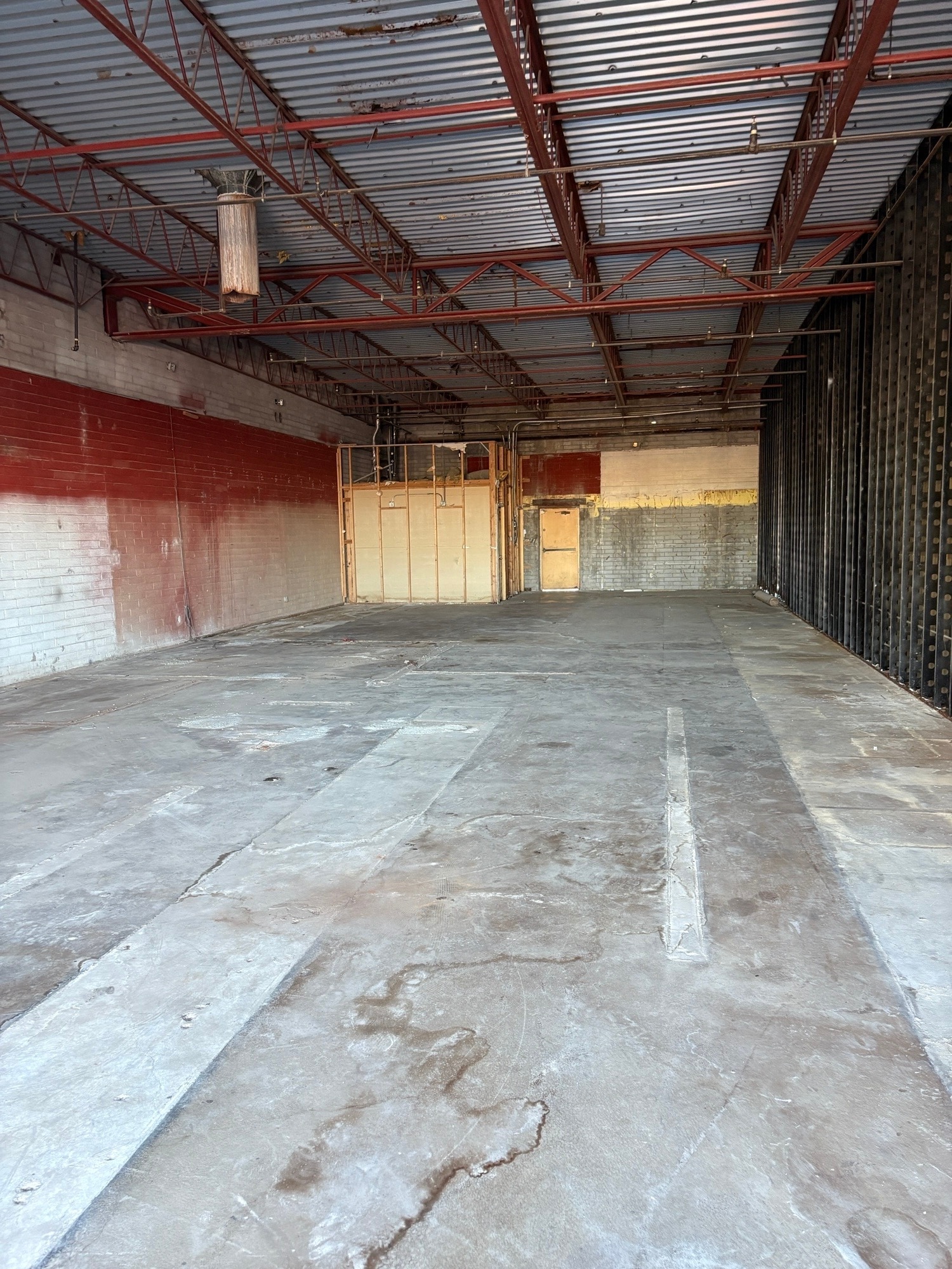 1262-1342 S Country Club Dr, Mesa, AZ for lease Interior Photo- Image 1 of 2