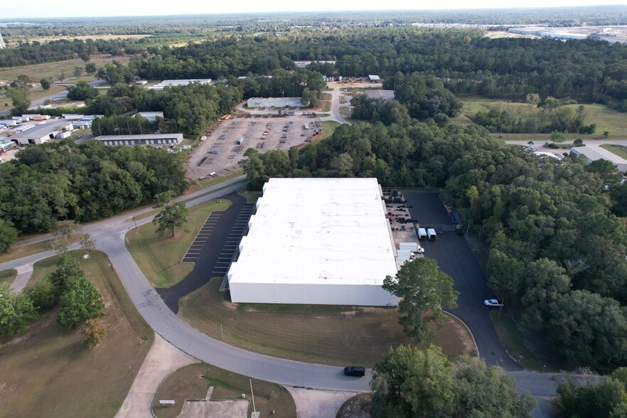 2203 Walter Brown Dr, Albany, GA for sale - Building Photo - Image 2 of 3