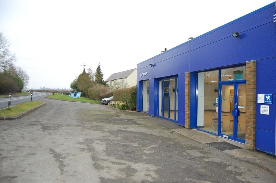 Shipston Rd, Alderminster, Stratford Upon Avon, CV37 8NY