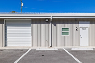 3801-3815 Oleander Ave, Fort Pierce FL - Warehouse