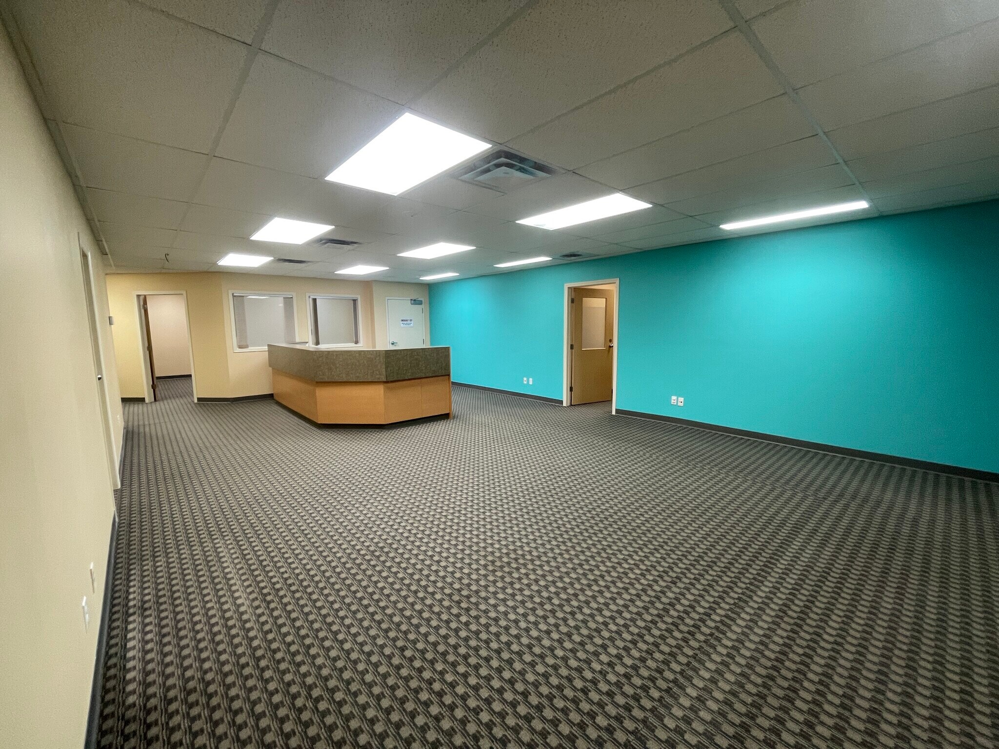 4315 55 Ave, Red Deer, AB for lease Interior Photo- Image 1 of 23