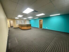 4315 55 Ave, Red Deer, AB for lease Interior Photo- Image 1 of 23