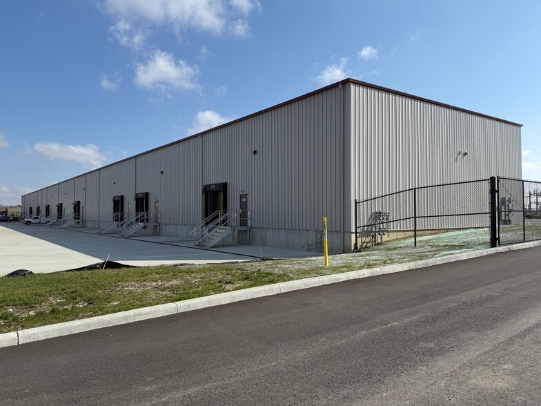 3103 W. CR 1000N, Fortville, IN for lease - Building Photo - Image 2 of 4