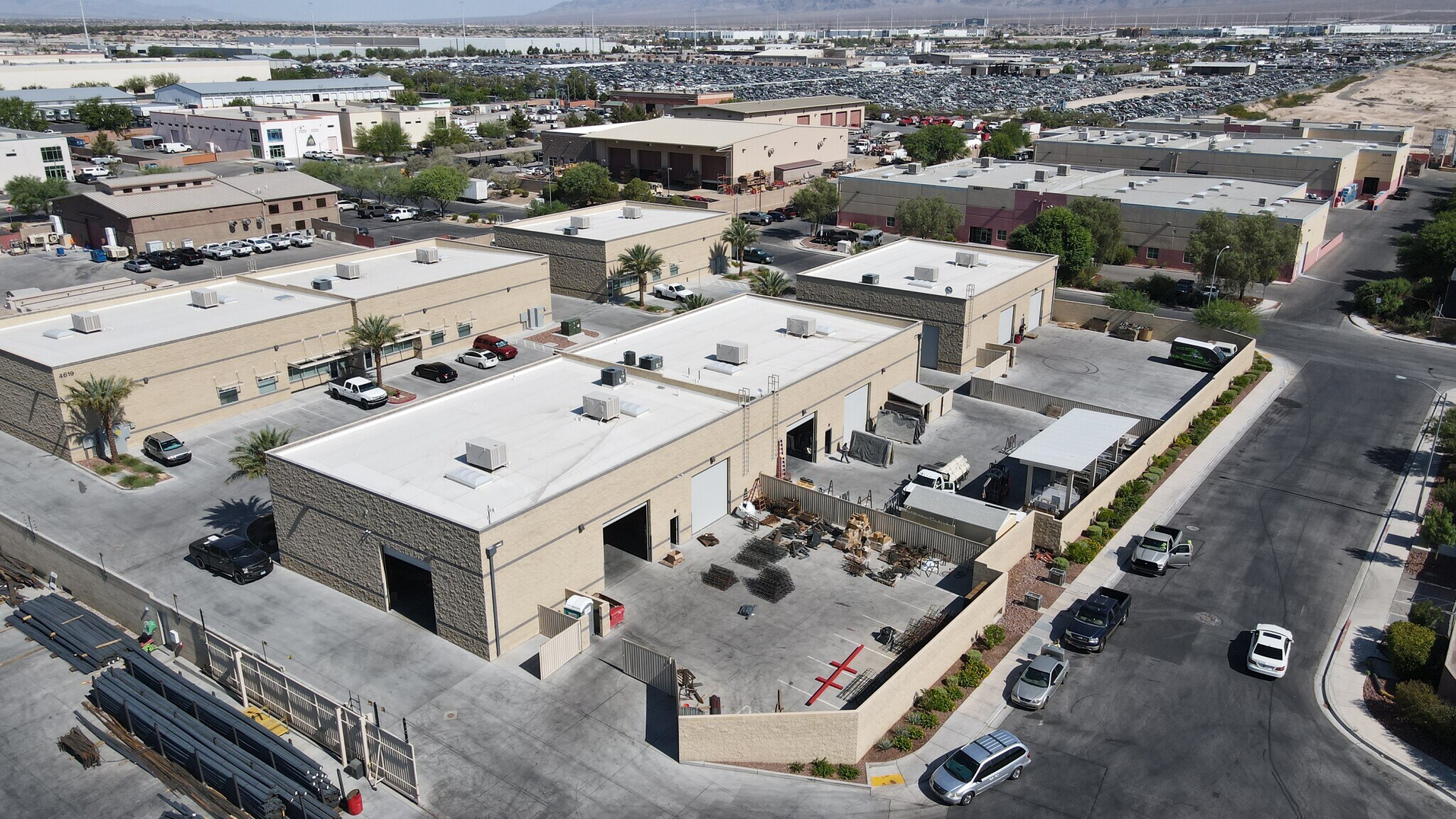 4629 Industry Center Dr, Las Vegas, NV 89115 Single Tenant NNN Leased