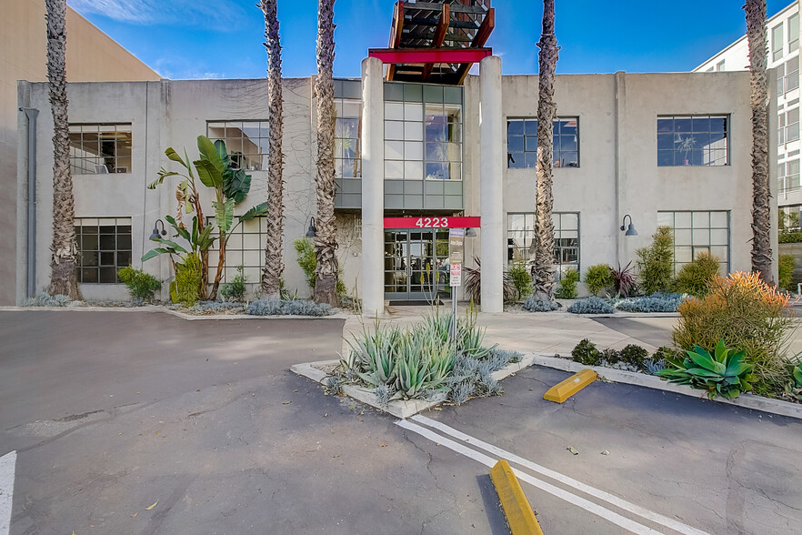 4223 Glencoe Ave, Marina Del Rey, CA for lease - Building Photo - Image 3 of 13