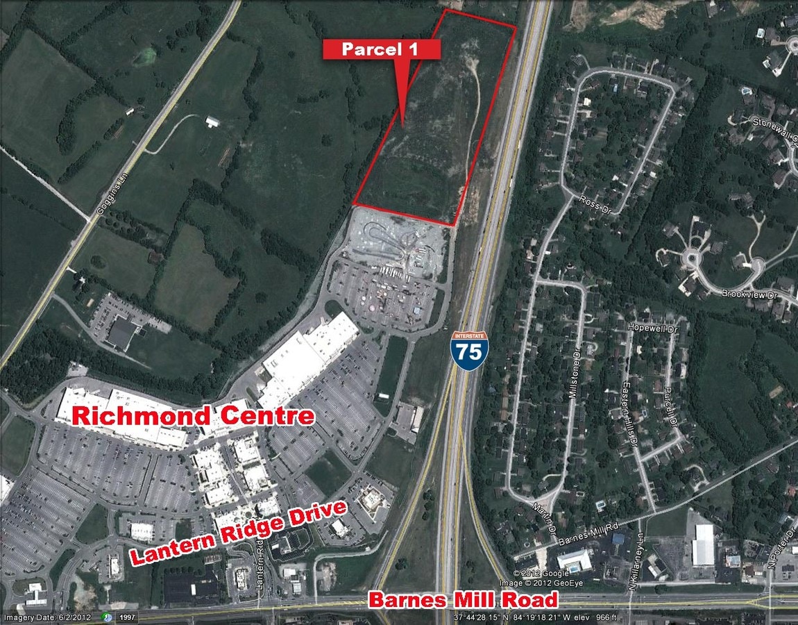 2300 Lantern Ridge Dr, Richmond, KY 40475