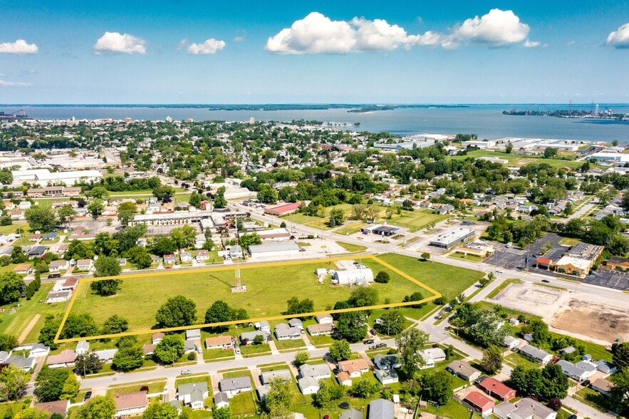 1640 Cleveland Rd, Sandusky, OH for sale - Building Photo - Image 3 of 11