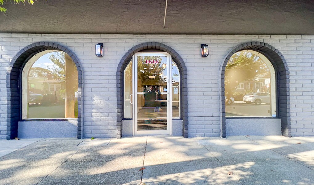 1616 Alhambra Ave, Martinez, CA for lease Building Photo- Image 1 of 17