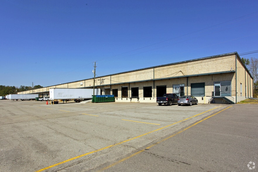 250 Distribution Dr, Birmingham, AL for lease - Primary Photo - Image 1 of 2