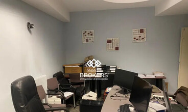 Office in Paris for lease Interior Photo- Image 2 of 7