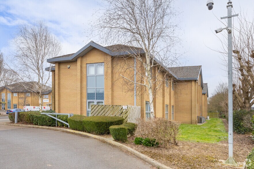 4-8 Orion Way, Kettering for lease - Building Photo - Image 2 of 2