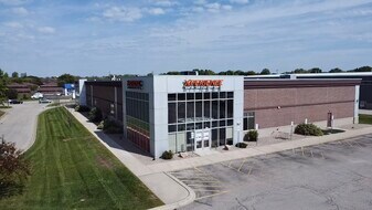 Former Fitness Facility For Lease - Warehouse