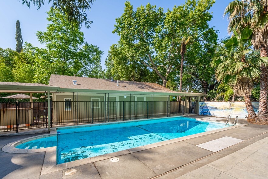 4224 Crestline Ave, Fair Oaks, CA for sale - Building Photo - Image 3 of 4